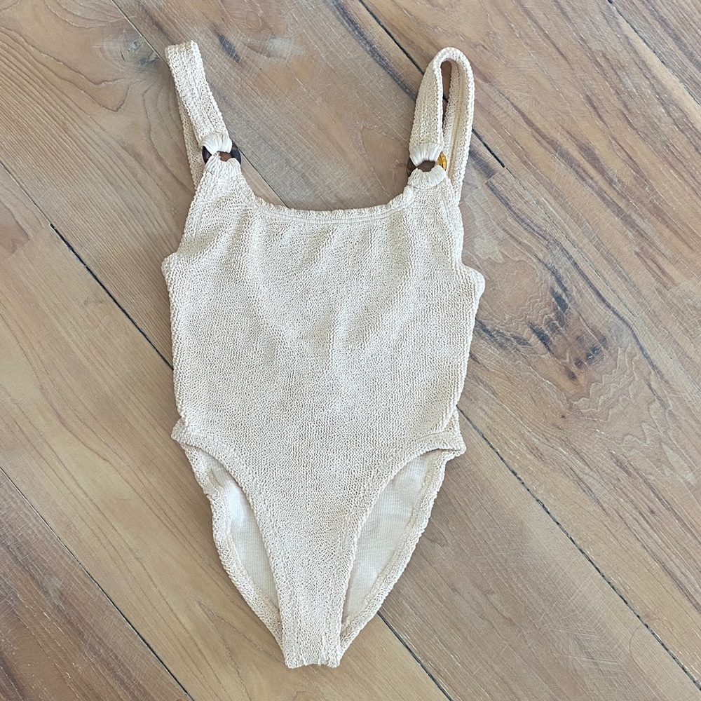 Hunza G Cream Textured One-Piece Swimsuit. Worn 2 times - Picture 7 of 11